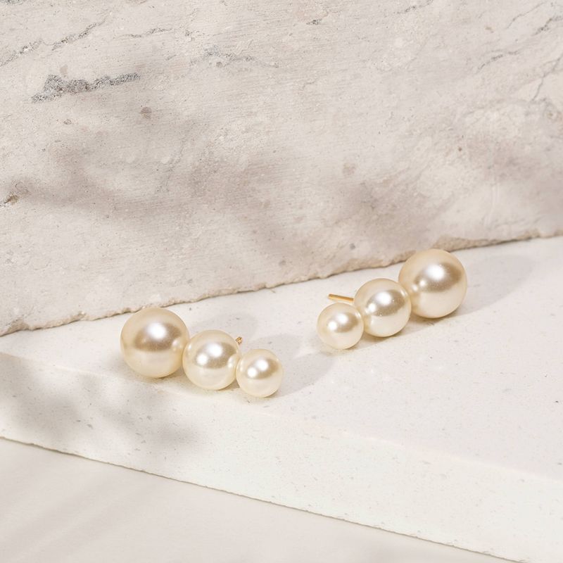 Brinco-perola-ear-cuff-3-pedras-tamanhos-diferentes