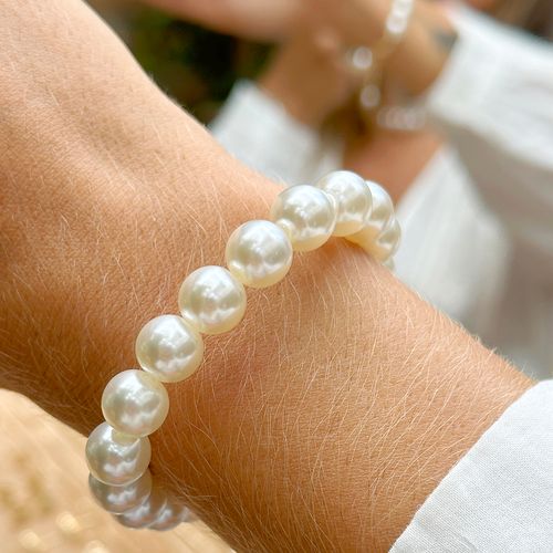 Pulseira pérola coreana 10mm 21cm banho de ouro 18k