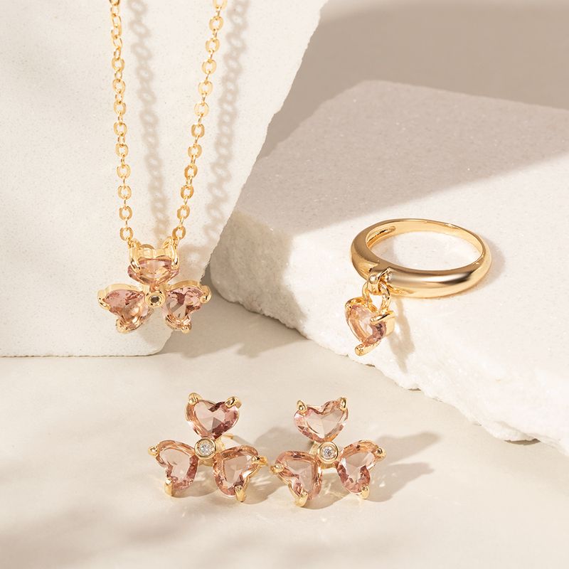 Brinco-trevo-coracao-cristal-quartzo-rosa-banho-de-ouro-18k-