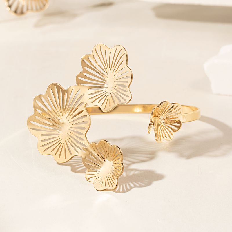 Bracelete-botoes-de-flores-banho-de-ouro-18k