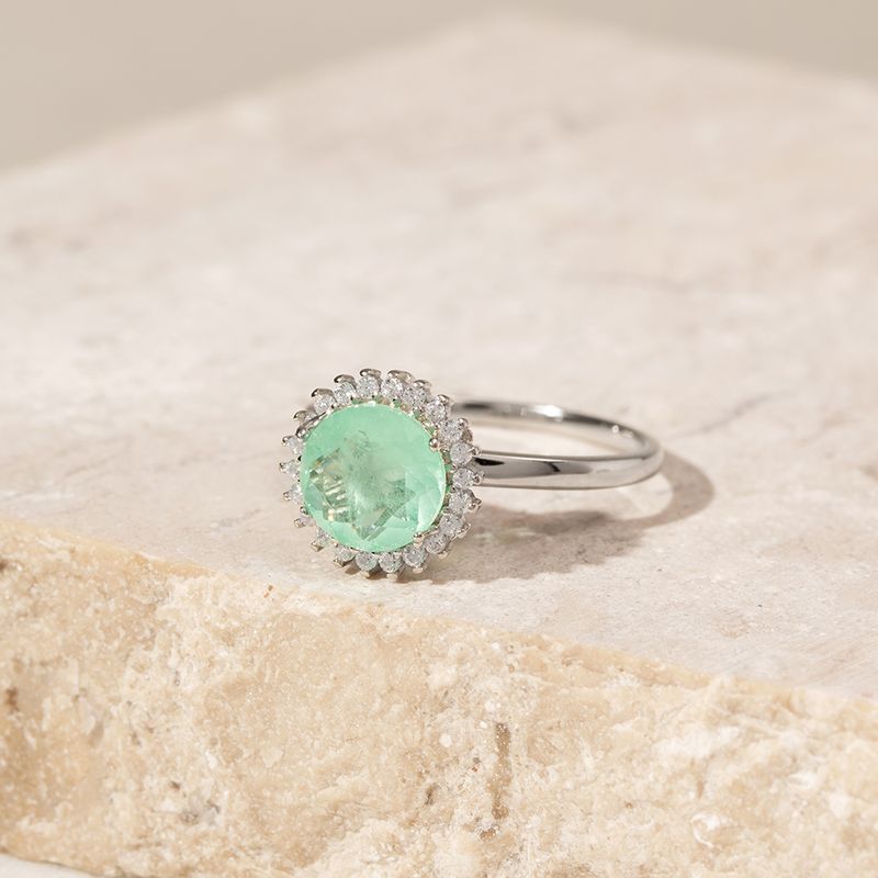 Anel-fusion-esmeralda-colmbiana-com-cravacao-em-garras-prata-925-