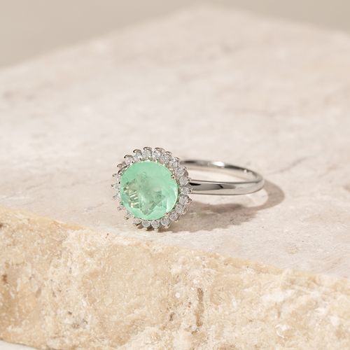 Anel fusion esmeralda colmbiana com cravação em garras prata 925 aro 20