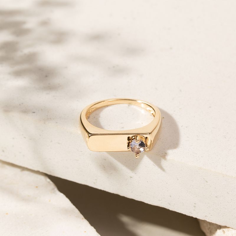Anel-reto-coroa-cristal-tanzanita-banho-de-ouro-18k