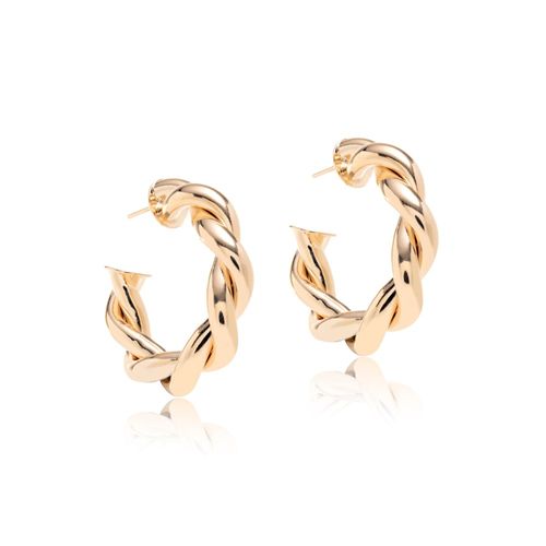 Brinco de argola média torcida design tubo 4 mm banho de ouro 18k