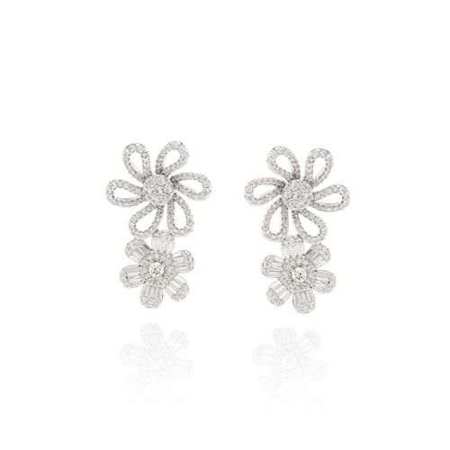 Brinco ear cuff flores cravejadas zircônias brancas banho de ródio branco