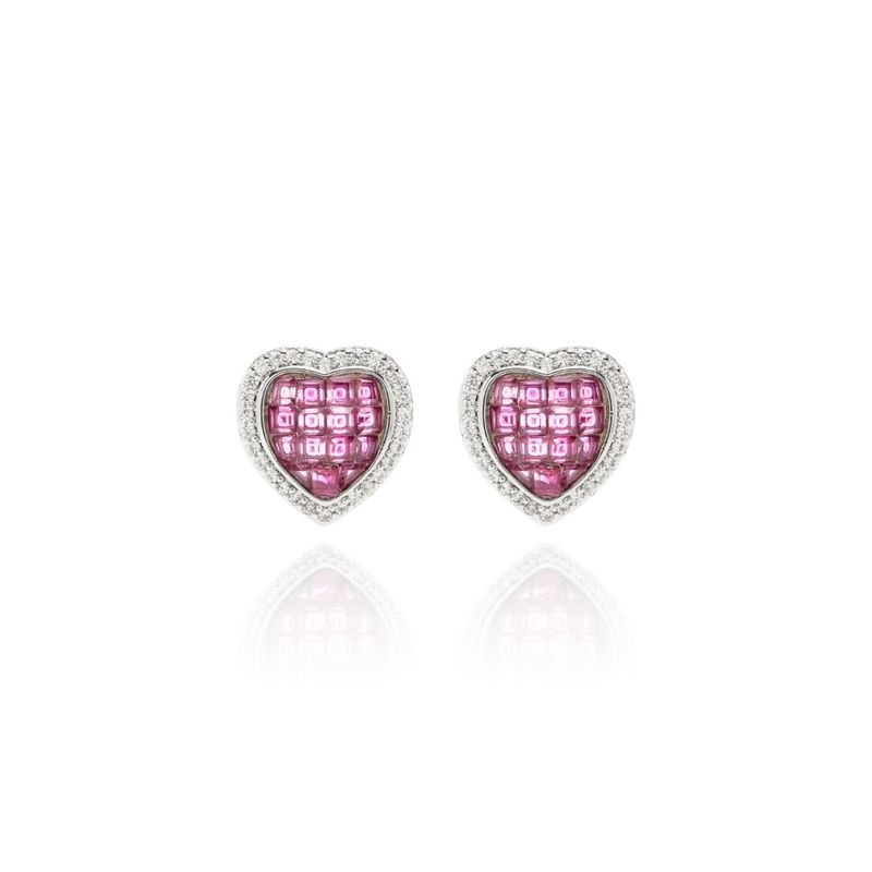 Brinco-coracao-mosaico-cristal-turmalina-rosa-cravacao-invisivel-banho-de-rodio-branco