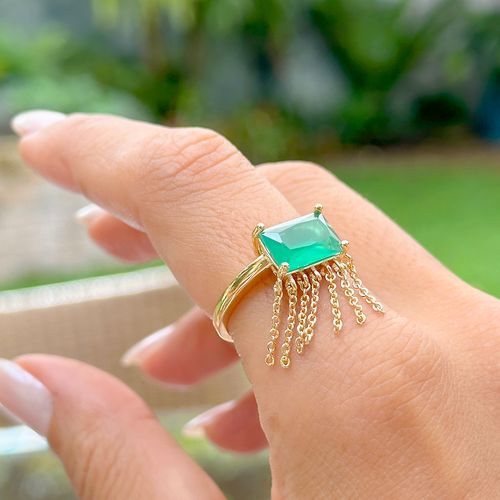 Anel retângulo cristal esmeralda franja banho de ouro 18k