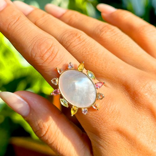 Anel espelho oval madrepérola banho de ouro 18k