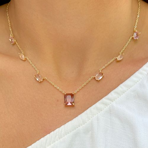 Colar formas cristal rodolita banho de ouro 18k 51cm