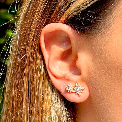 Brinco ear chain duplo estrelas banho de ouro 18k
