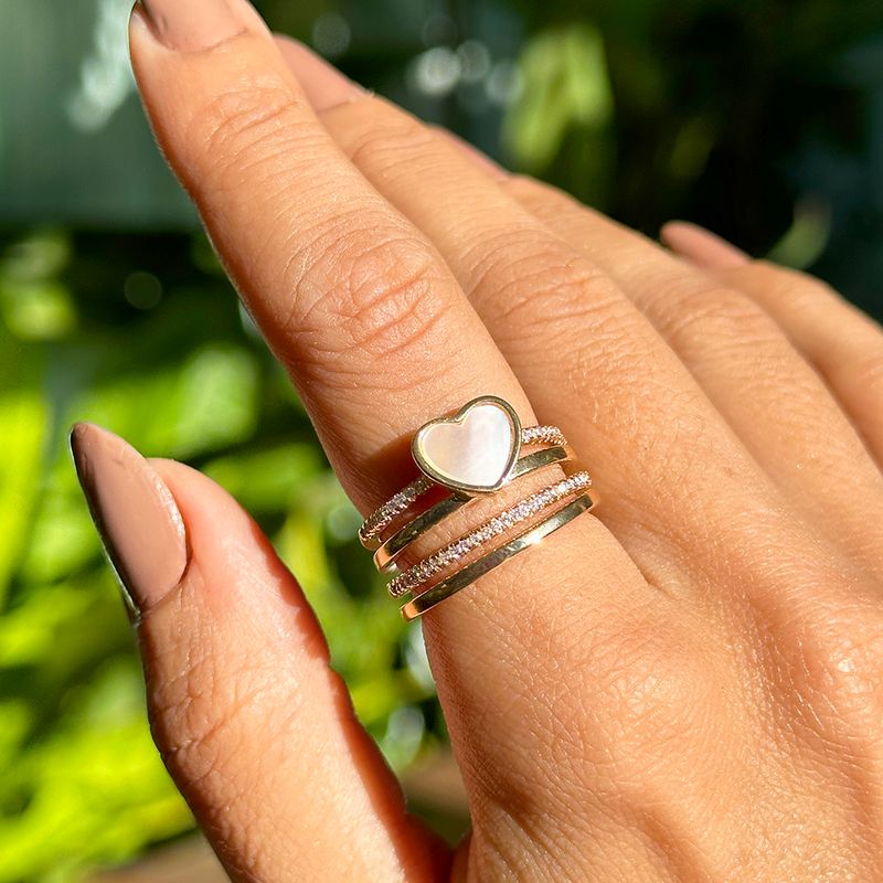 Anel-multiplo-coracao-madrperola-cravejado-zirconias-brancas-banhado-a-ouro-18k