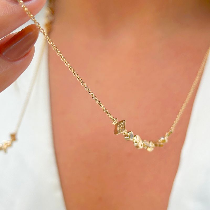 Colar-zirconia-longo-com-simbolos-banhado-a-ouro-18k
