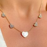 Colar-Coracao-Madreperola-5-Coracoes-Cravejados-Banhado-a-Ouro-18k-50cm