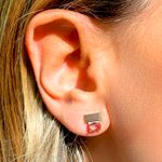 Brinco-Pedra-Oval-Cristal-Rodolita-com-Placa-Banhado-a-Ouro-18k