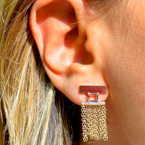 Brinco Franja Cristal Rodolita e Zircônia Branca, Placa Oval Banho de Ouro 18k