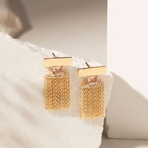 Brinco Franja Cristal Rodolita e Zircônia Branca, Placa Oval Banho de Ouro 18k