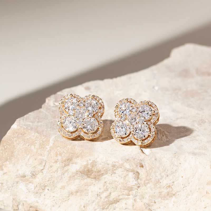Brinco-trevo-brilhante-zirconias-brancas-ouro-18k