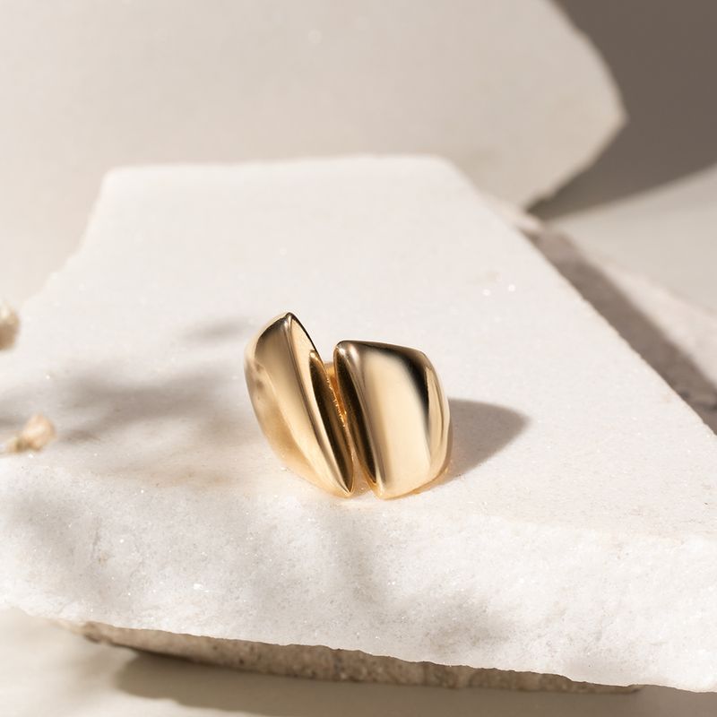 Anel-Liso-Fenda-Banho-de-Ouro-18k-