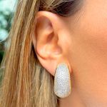 Brinco-Meia-Lombada-Cravejado-com-Zirconia-Branca-Banho-de-Ouro-18k