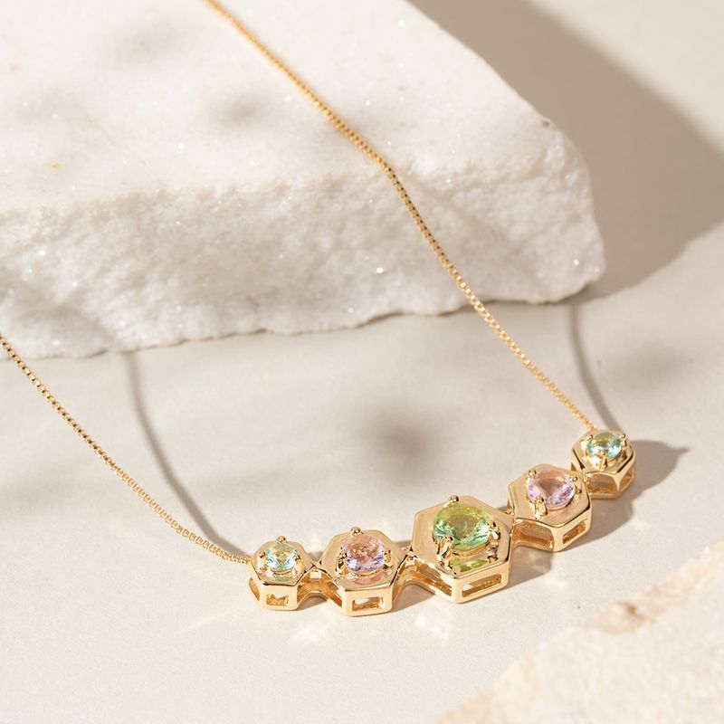 Colar-Hexagono-Cristal-Berilo-Banho-de-Ouro-18k-Tam-55-cm