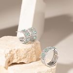 Anel-Alianca-Janelas-com-Cristal-Paraiba-e-Bordas-Cravejada-Banho-de-Rodio-Branco