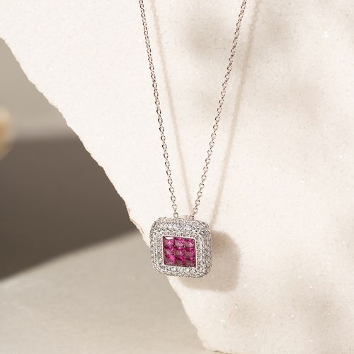 Colar Cristal Turmalina Rosa Moldura com Cravação Invisível de Zircônias Brancas Banho de Ródio Branco 50cm