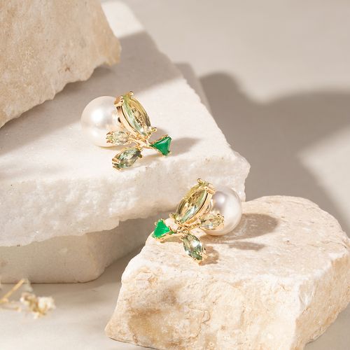 Brinco Ramo Cristais Esmeralda e Ametista Verde com Fecho Pérola Banho de Ouro 18k