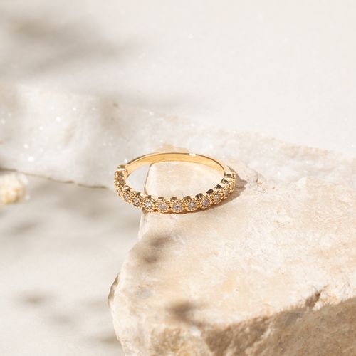 Anel Bolinhas de Zircônia Branca Banho de Ouro 18k