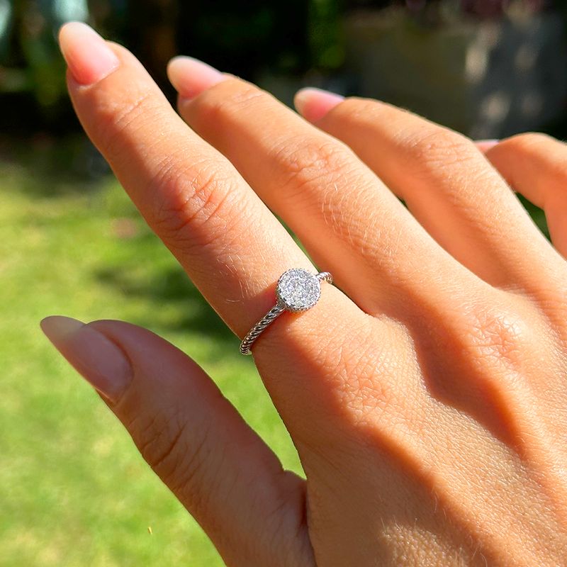 Anel-Solitario-Redondo-Cravejado-com-Zirconia-Branca---Prata-925