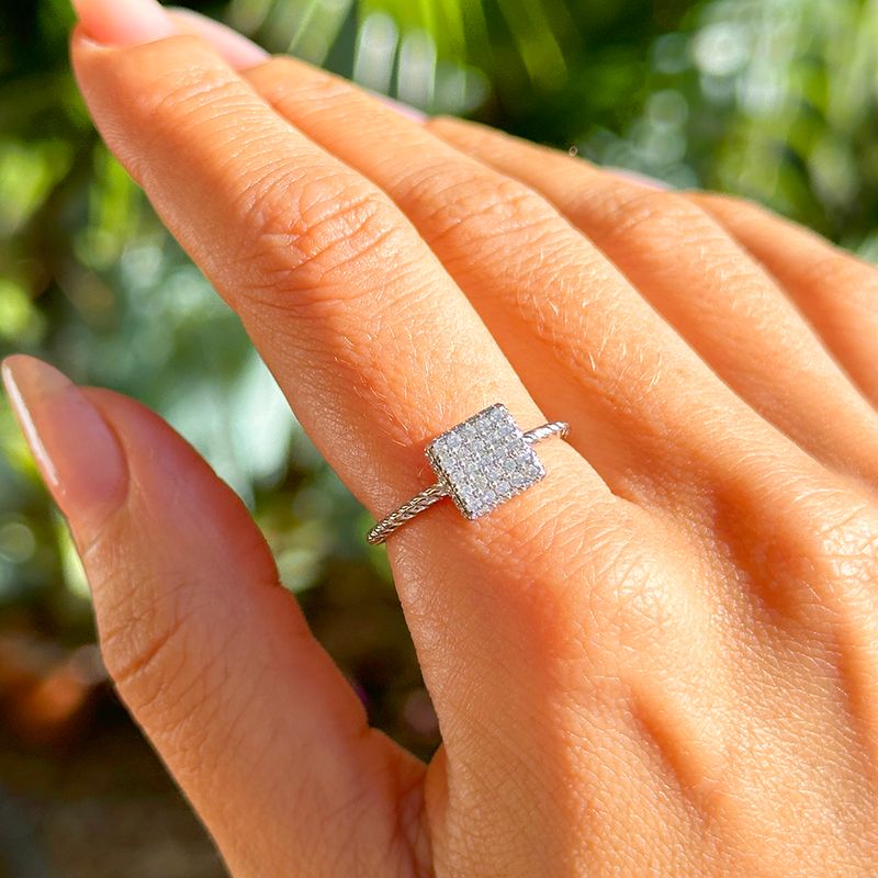 Anel-Solitario-Quadrado-Cravejado-com-Zirconia-Branca---Prata-925-