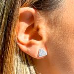 Brinco-Piramide-Cravejada-com-Zirconias-Brancas---Prata-925