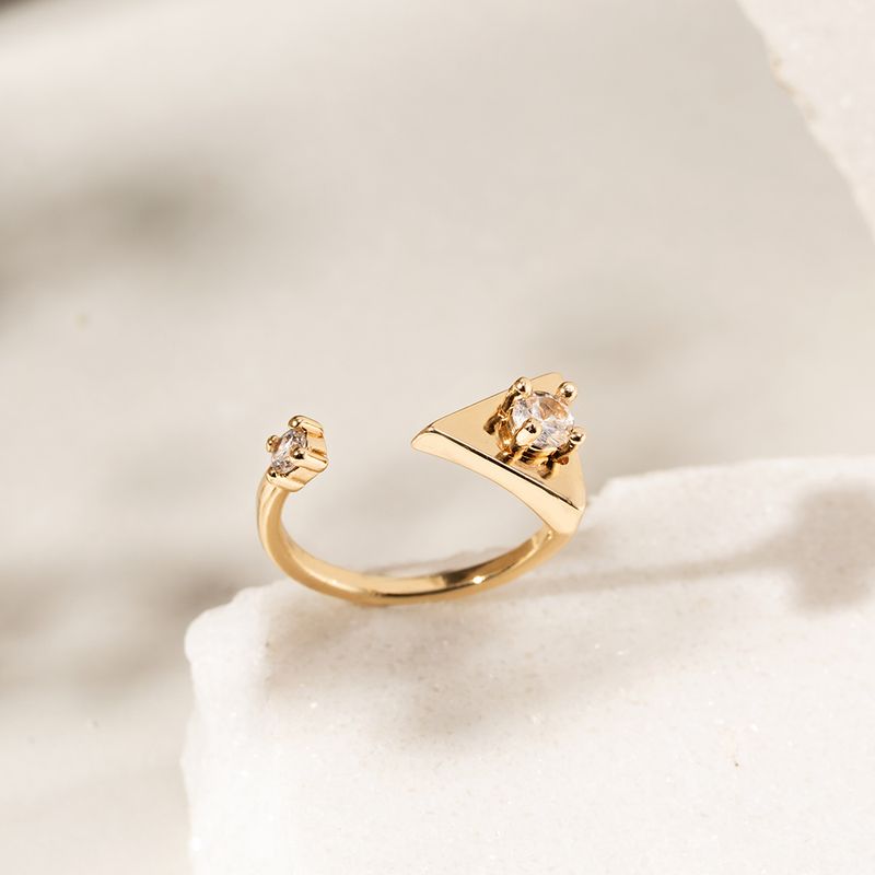 Anel-Triangulo-Com-Zirconia-Branca-Aro-Aberto-Banho-de-Ouro-18k-