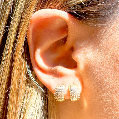 Brinco Argola 10 mm Cravejado com Zircônias Brancas 5 Linhas com Espinhos - Banho de Ouro 18k