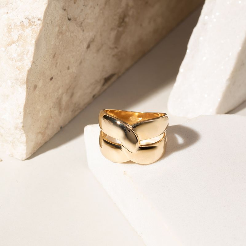 Anel-Liso-Entrelacado---Banho-de-Ouro-18k-