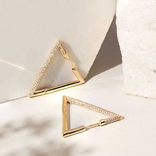 Brinco Argola Triângulo Grande Cravejado com Zircônias Brancas - Banho de Ouro 18k