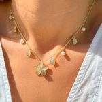 Colar-Botoes-e-Folhas-com-Perolas-Shell---50cm---Banho-de-Ouro-18k-