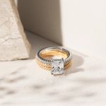 Anel-Solitario-Triplo-Zirconia-Branca-Retangular-com-Aparadores---Banho-de-Ouro-18k-e-Rodio-Branco