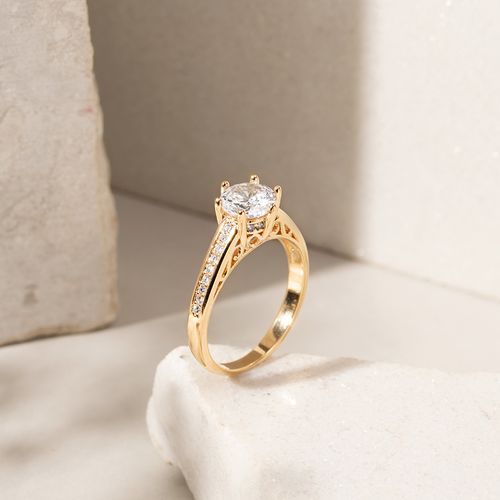 Anel Solitário Zircônia Branca Lateral Cravejada - Banho de Ouro 18k