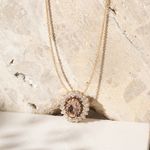Colar-Oval-com-Cristal-Rodolita-e-Borda-Cravejada-com-Zirconias-Brancas-e-Chocolate---46-cm---Banho-de-Ouro-18k