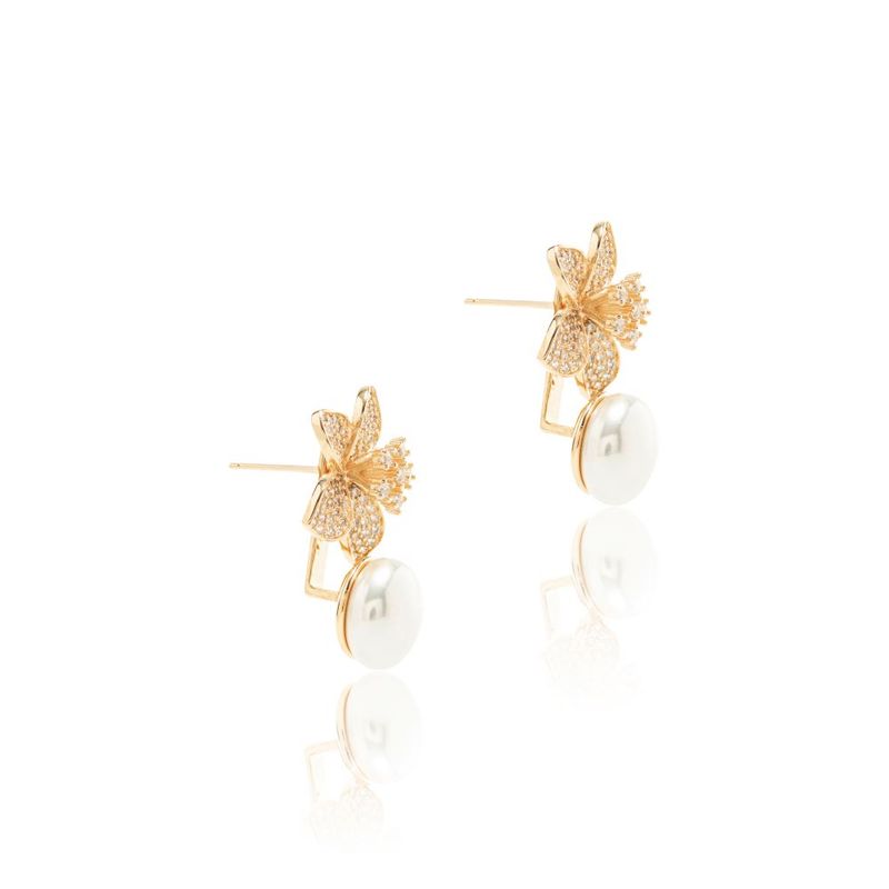 Brinco-Versatil-Flor-com-Botao-e-Perola-Shell---Banho-de-Ouro-18k