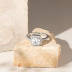 Anel-Zirconia-Branca-Quadrada-com-Borda-Cravejada---Prata-925-
