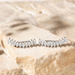 Brinco-Ear-Cuff-Gancho-com-Zirconias-Brancas-em-Navete---Prata-925