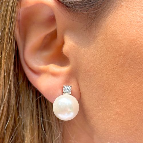Brinco Clássico de Pérola de Água Doce 15mm e Zircônia Branca - Prata 925
