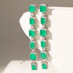 Brinco-Longo-Fusion-Esmeralda-com-Zirconias-Brancas---Banho-de-Rodio-Branco