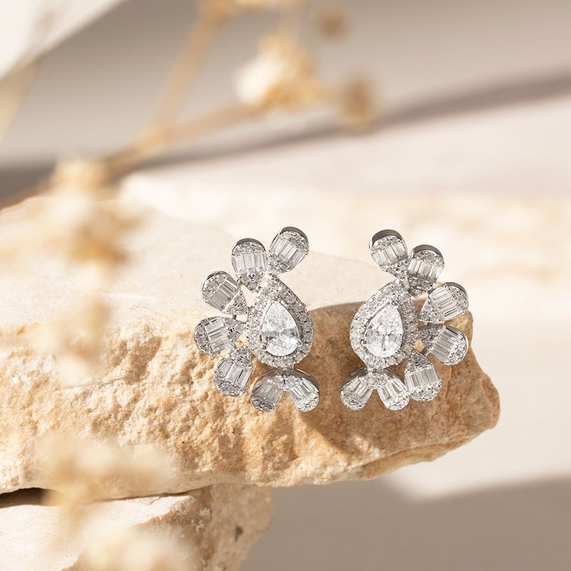 Brinco-Gota-com-Zirconias-Brancas---Prata-925