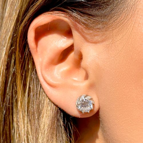 Brinco Twist com Zircônia Branca de 8mm - Prata 925