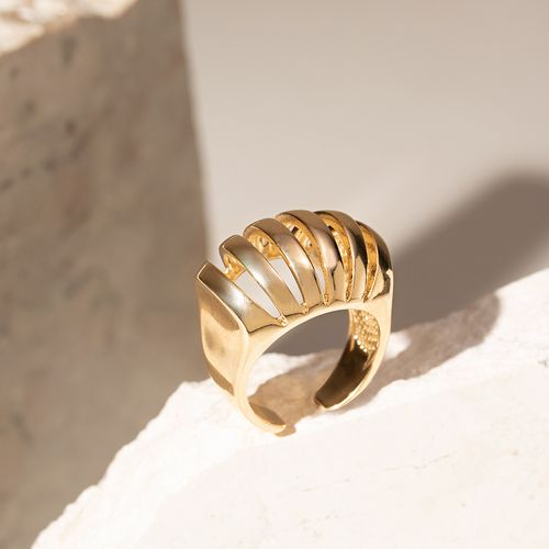 Anel Liso com Filetes e Aro Regulável - Banho de Ouro 18k