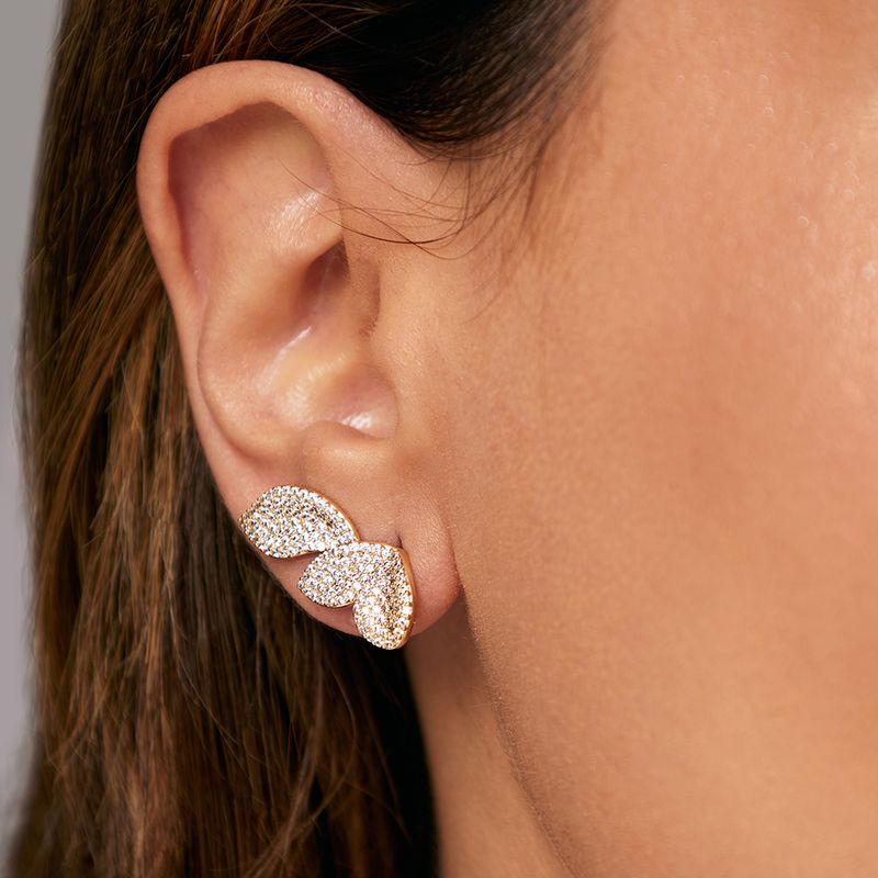 Brinco-Ear-Cuff-com-Zirconia-Branca-e-3-Petalas---Banho-de-Ouro-18k-