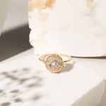Anel-Coroa-com-Zirconia-Branca-Redonda---Banho-de-Ouro-18k-