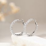 Brinco-de-Argola-Inteira-com-Zirconias-Brancas-em-Formato-de-Triangulos---Prata-925-